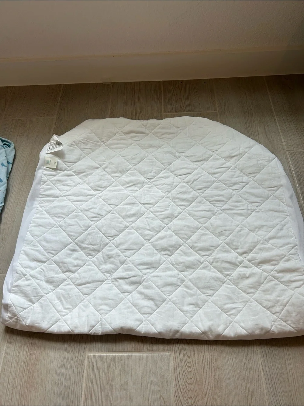 4-Pack Fitted Crib Sheets - Sheep, Safari, Gray & Blue w/mattress protector